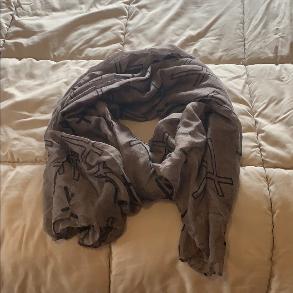 Scarf - Picture 2 of 2